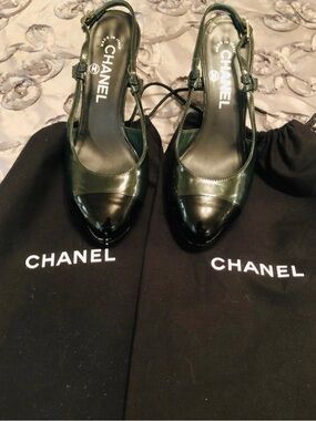 Chanel Green and black Patent Leather Slingback Pumps size 5 women
